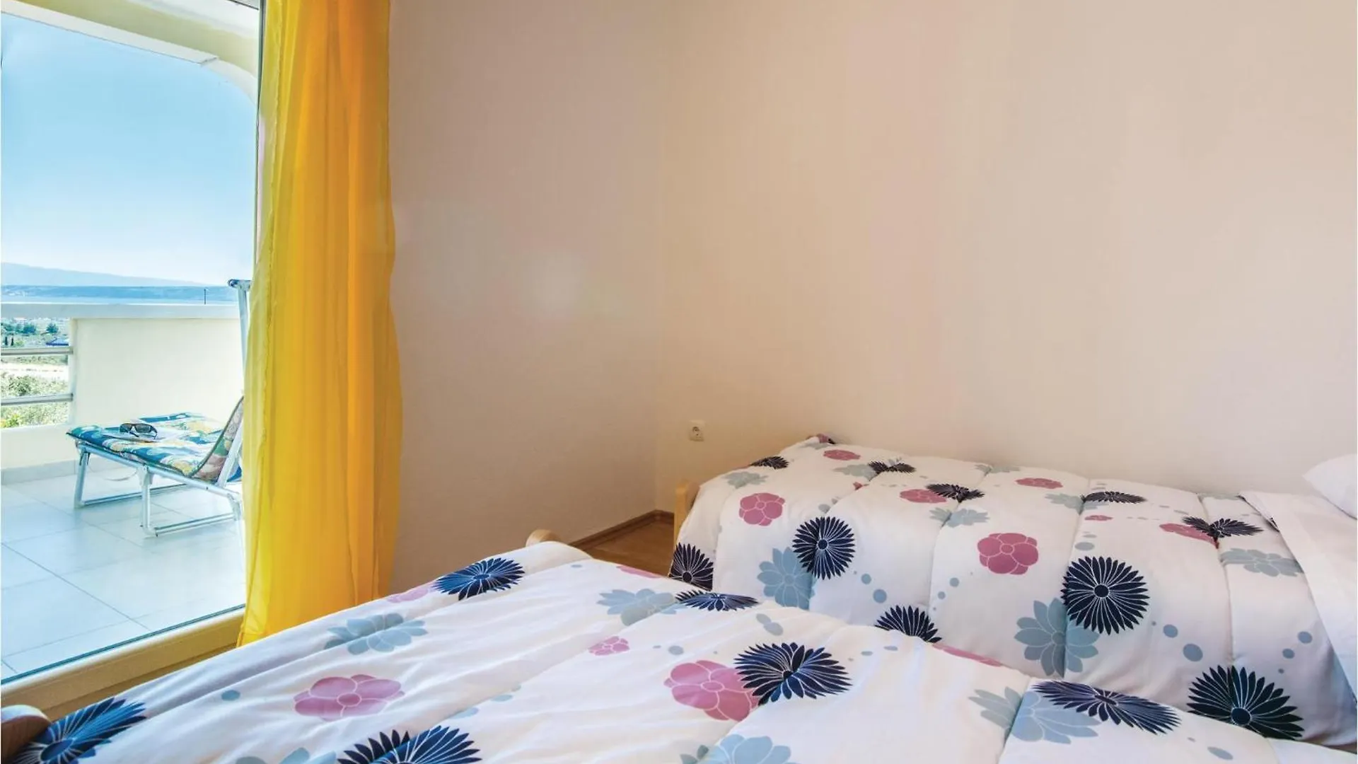 Cozy Apartment In Slivnica With House Sea View